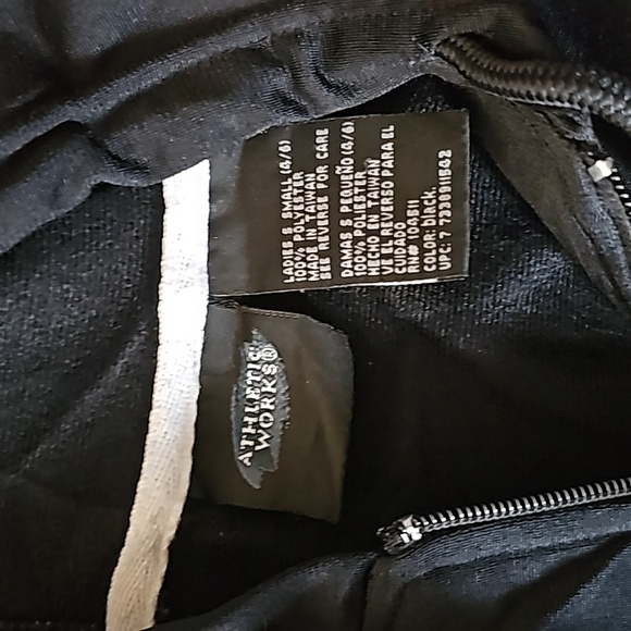 Black and white jacket - Picture 4 of 14